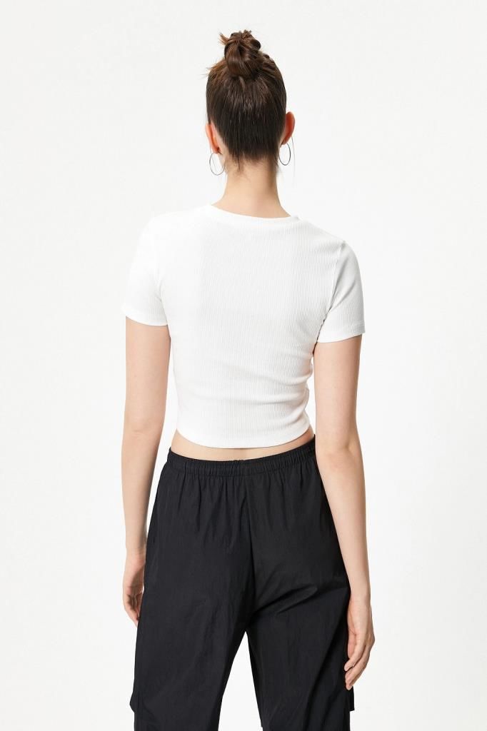 Koton Panda Baskılı Tişört Slim Fit Pamuklu Kısa Kollu Bisiklet Yaka