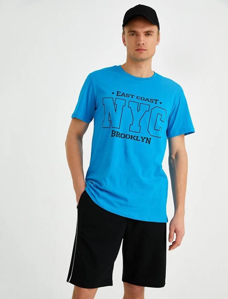Koton Erkek Brooklyn Baskılı Standart Fit Tişört