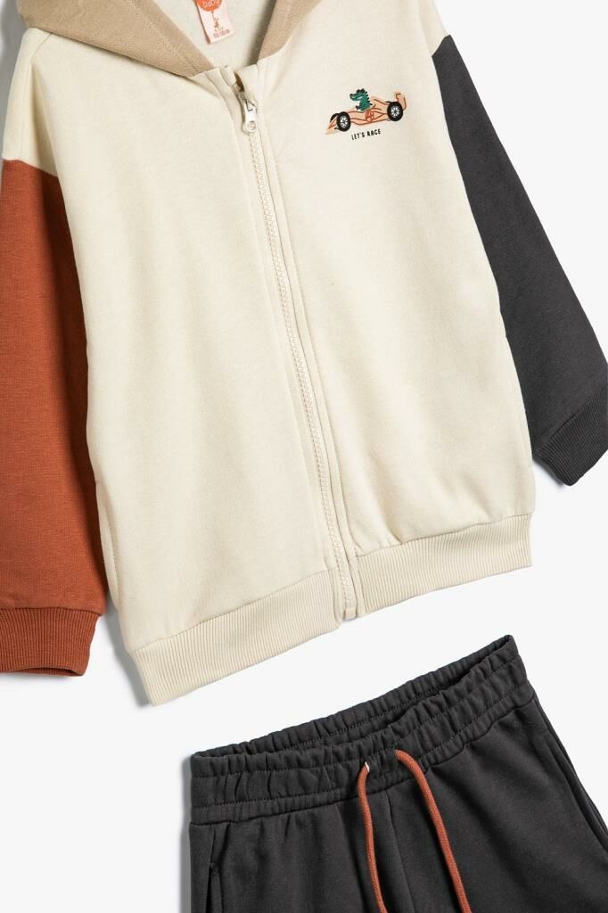 Koton Erkek Bebek Kapşonlu Fermuarlı Sweatshirt ve Şort Set Pamuklu