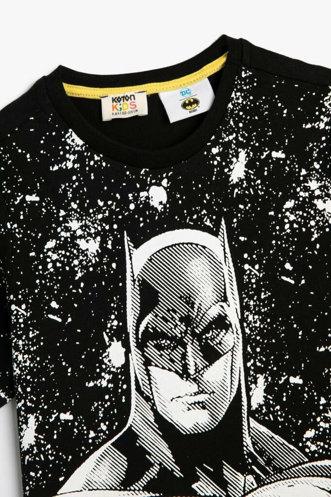 Koton Erkek Çocuk Batman Tişört Lisanslı Kısa Kollu Bisiklet Yaka Pamuklu