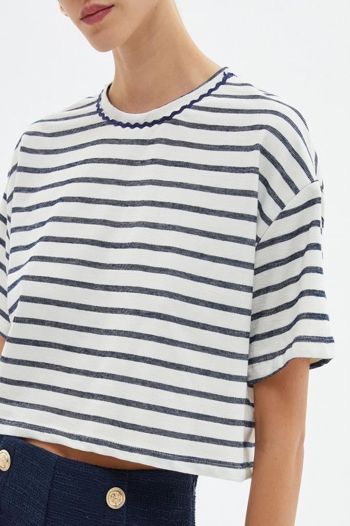 Koton Oversize Crop Tişört Bisiklet Yaka Kısa Kollu Lacivert Çizgili