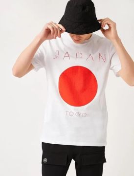 Koton Erkek Standart Fit Tokyo Baskılı Tişört
