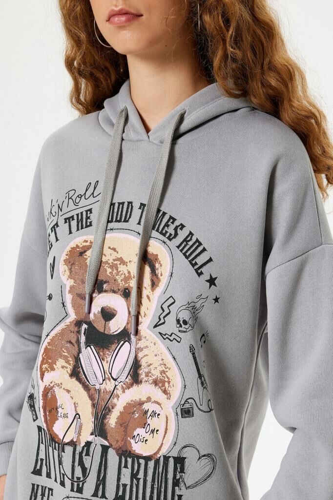 Koton Oversize Kapüşonlu Sweatshirt Ayı Baskılı Sloganlı Şardonlu