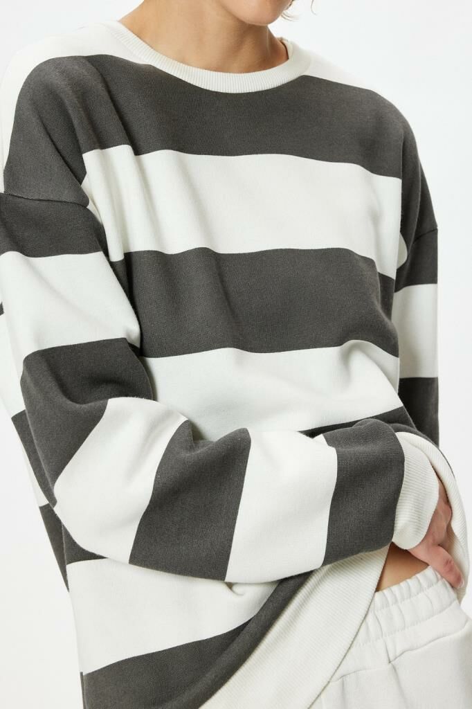 Koton Oversize Sweatshirt Bisiklet Yaka Uzun Kollu Renk Bloklu