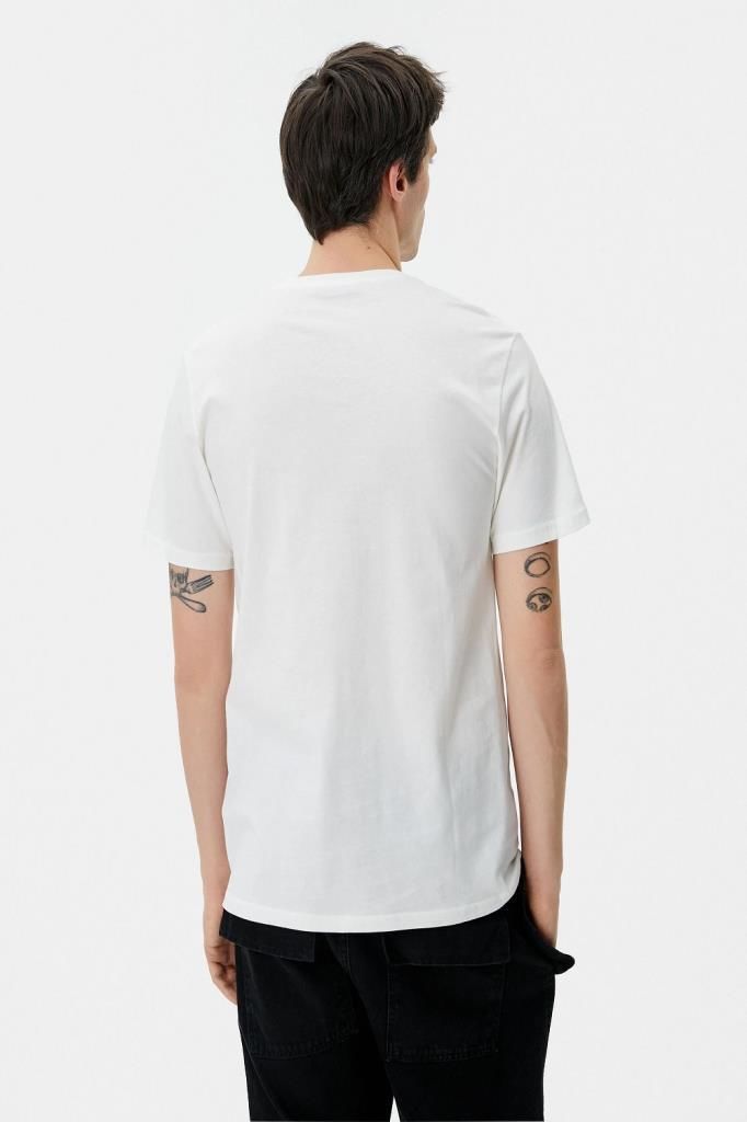Koton Slogan Baskılı Tişört Slim Fit Bisiklet Yaka Kısa Kollu
