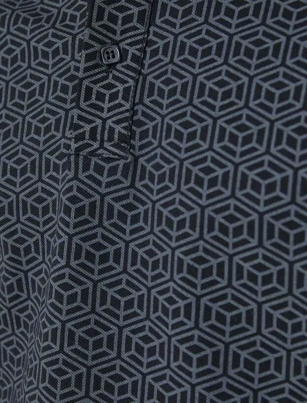 Koton Erkek Polo Yaka Tişört Geometrik Detaylı Dar Kesim