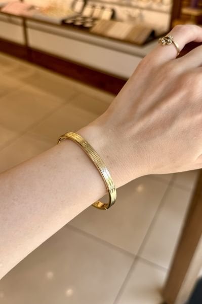 VIP Şeritli Oval Kelepçe Bileklik 14K