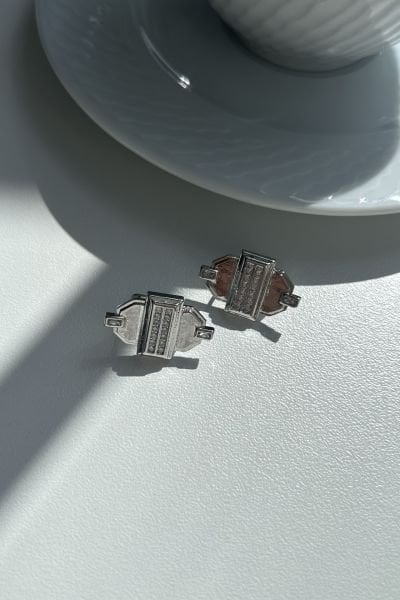 Gömme Taşlı Geometrik Tasarım Premium Küpe Gümüş Renk