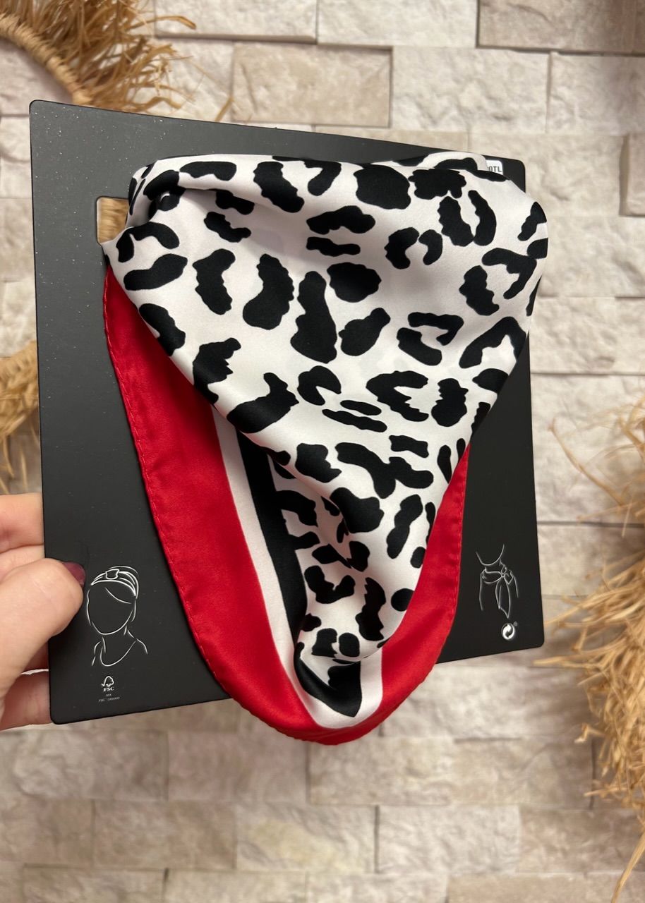 Kırmızı Kenarlı Leopar Desen 55x55 cm Kare Fular
