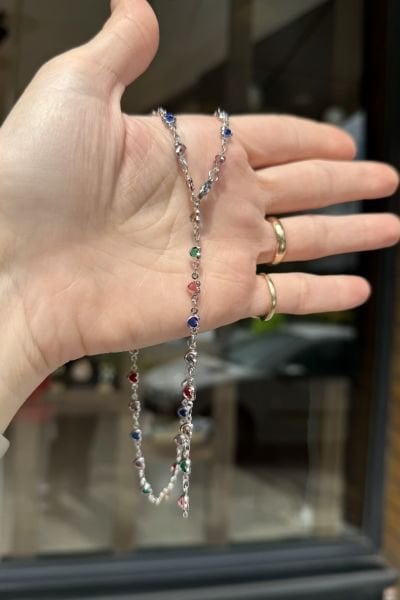 Renkli Kalp Sıra Taşlı Çelik Y Kolye Gümüş Renk