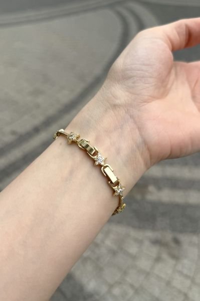 VIP Gömme Taşlı Sıra Yıldız Model Bileklik 17 +2 cm 14K