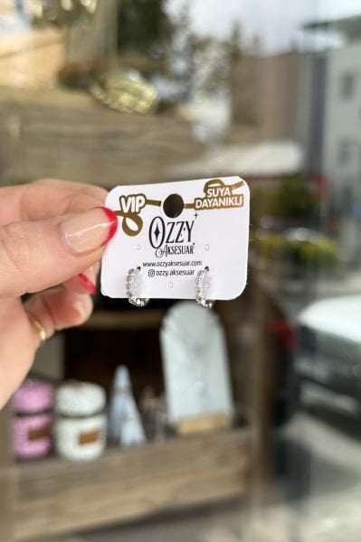 VIP 5 Yuvarlak Sıra Taşlı Küçük Halka Küpe Gümüş Renk