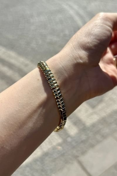 VIP Ortası Taşlı Bombeli Bileklik 17 + 2 cm