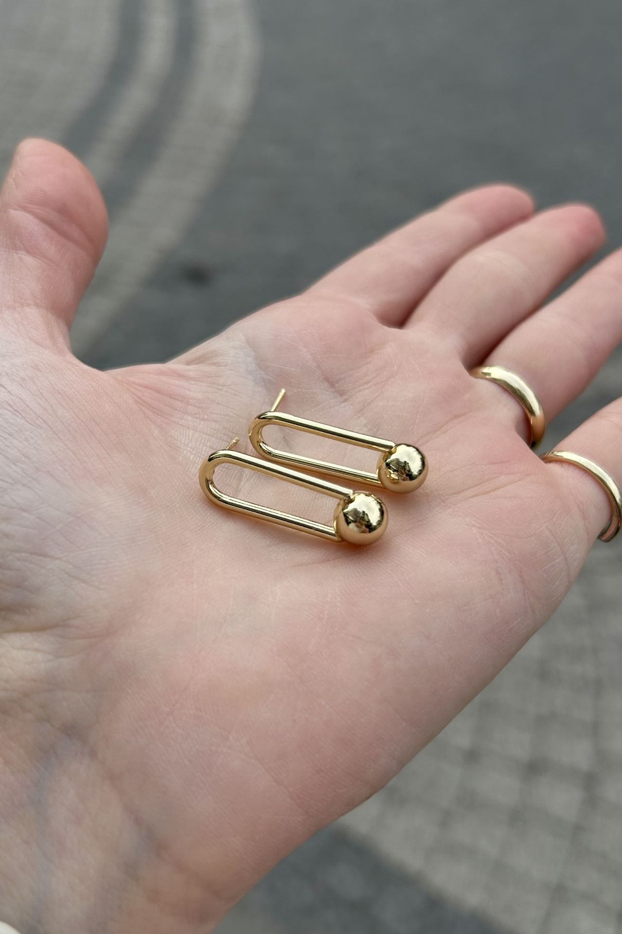 VIP Top Detaylı Ataç Küpe 14K