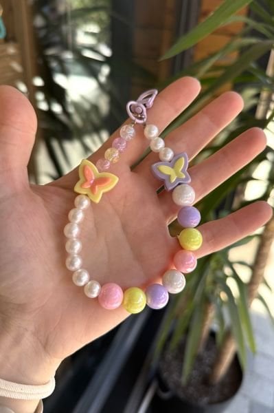 Renkli Boncuklu Kelebek Model Anahtarlık Çanta Charmı