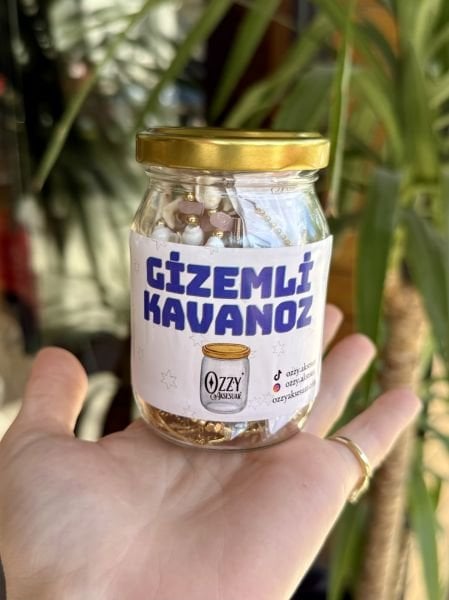 Ozzy Gizemli Takı Kavanozu