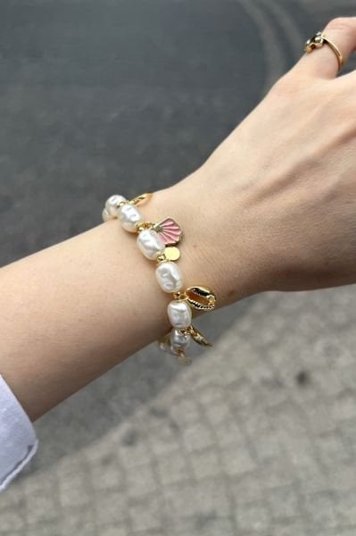 Charm Sallantılı İri İnci Boncuk Bileklik