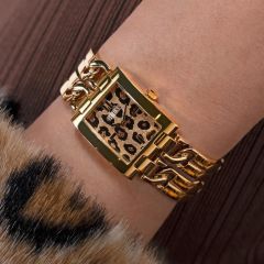 GUESS GUGW0807L2 ALTIN KAPLAMA LEOPAR KADRAN DİKDÖRTGEN KADIN KOL SAATİ