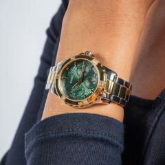 GUESS GUGW0723L1 ALTIN KAPLAMA YEŞİL KADRAN TAŞLI KADIN KOL SAATİ