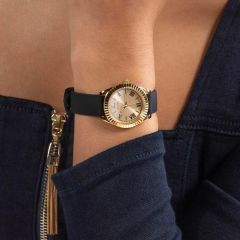 GUESS GUGW0724L2 SİYAH SİLİKON KORDON KADIN KOL SAATİ