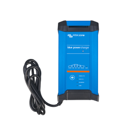 Blue Smart IP22 Charger 12/30 3 çıkışlı