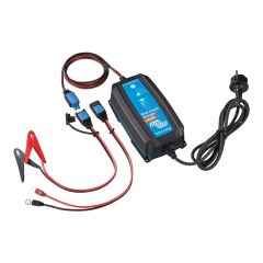 Blue Smart IP65 Charger 12/25 + DC connector