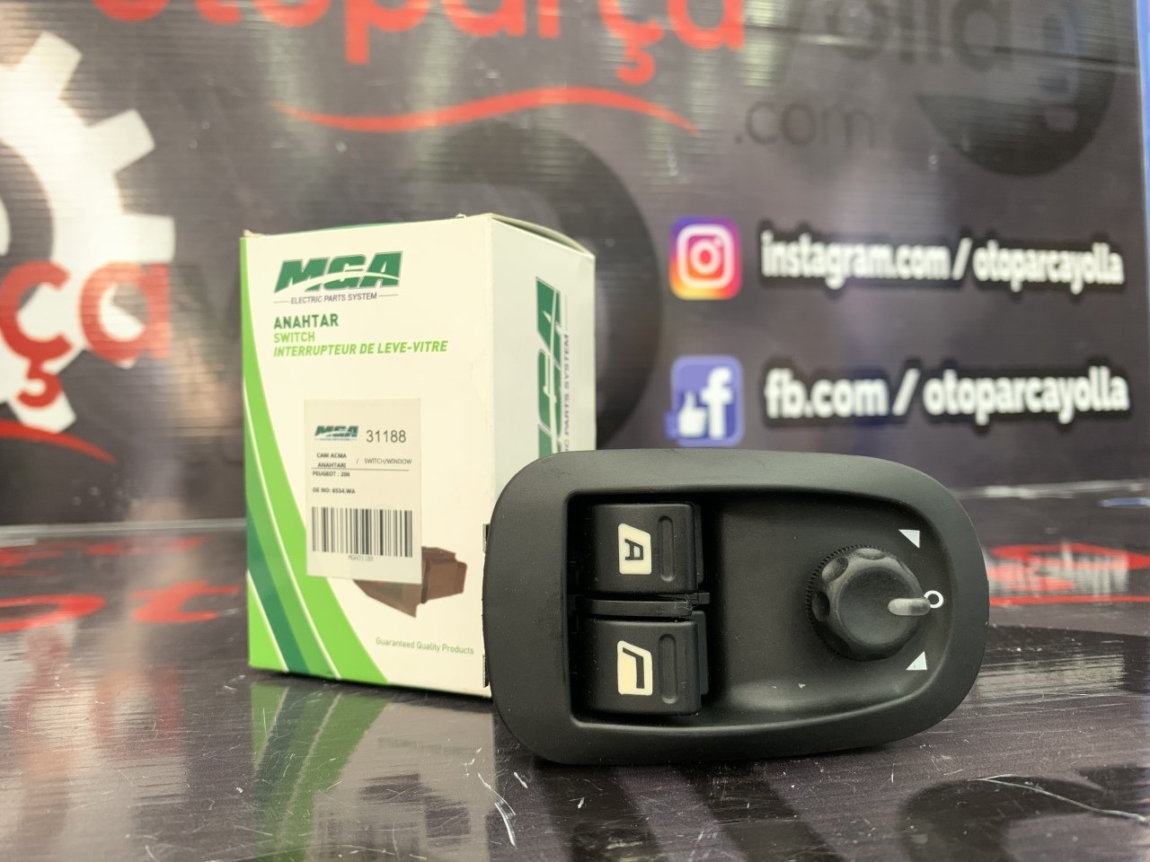 Peugeot 206 Cam Düğmesi Ayna Ayarlı