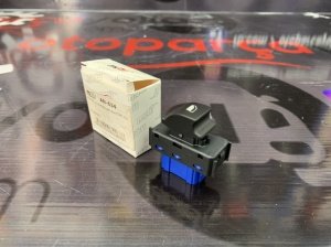 Citroen C-Elysee Ön Sol Cam Düğmesi