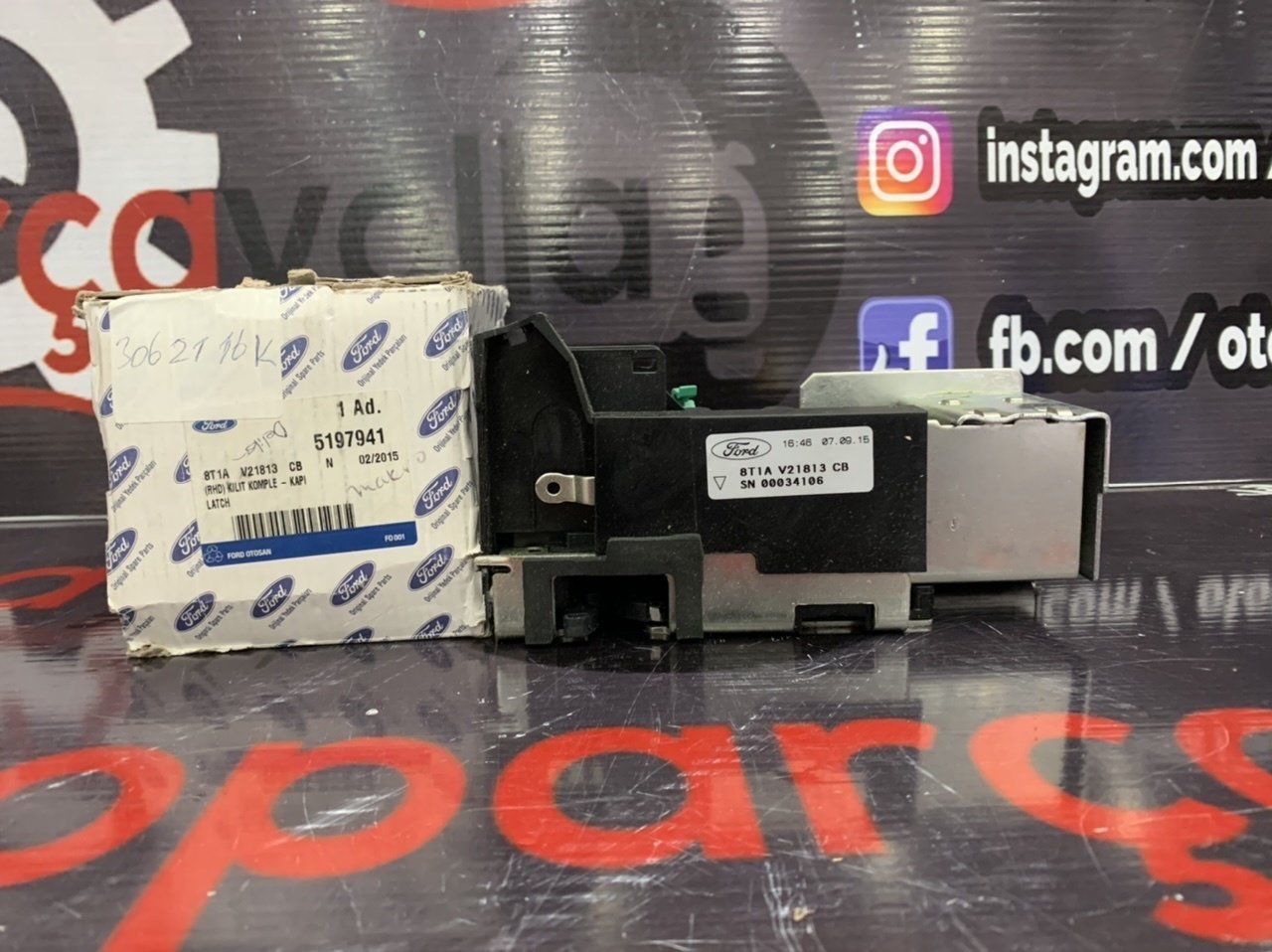 Ford Connect Sol Ön Kapı Kilidi Orjinal