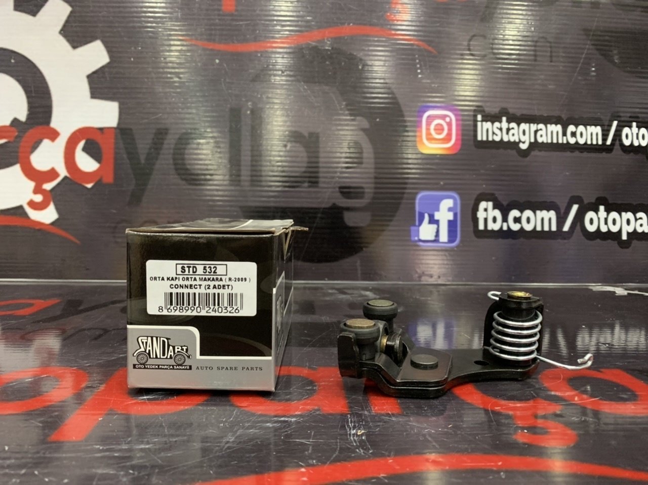 Ford Connect Orta Kapı Orta Makara Sağ İthal