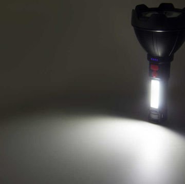 Panther 800 Lümen LED El Feneri USB Şarjlı PT-6104