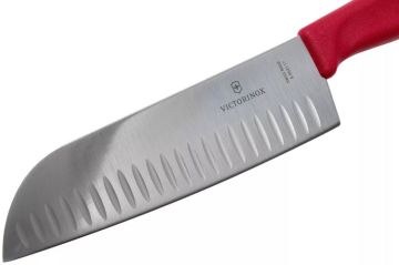 Victorinox SwissClassic 17cm Santoku Bıçağı Kırmızı 6.8521.17B