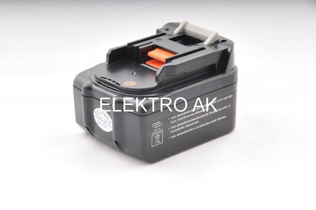 Makita Tipi 14.4 Volt, 3.0 Ah, Li-ion Akü boş kutu fiyatına!!..piller içindedir,piller değiştirilip kullanılabilir.