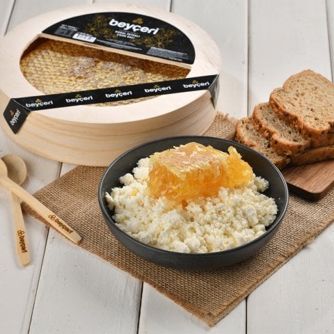 Beyçeri Doğal Petekli Balı 1000gr Ahşap Ambalaj
