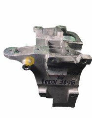Ford Escort Alternatör Braketi 958F 10337 AB