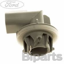 Ford Stop Duyu Focus  XS41 13K370  CD-4425186