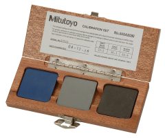 Mitutoyo 64AAA590 Test blok seti (kauçuk) Sertlik 20, 40, 80 Shore D
