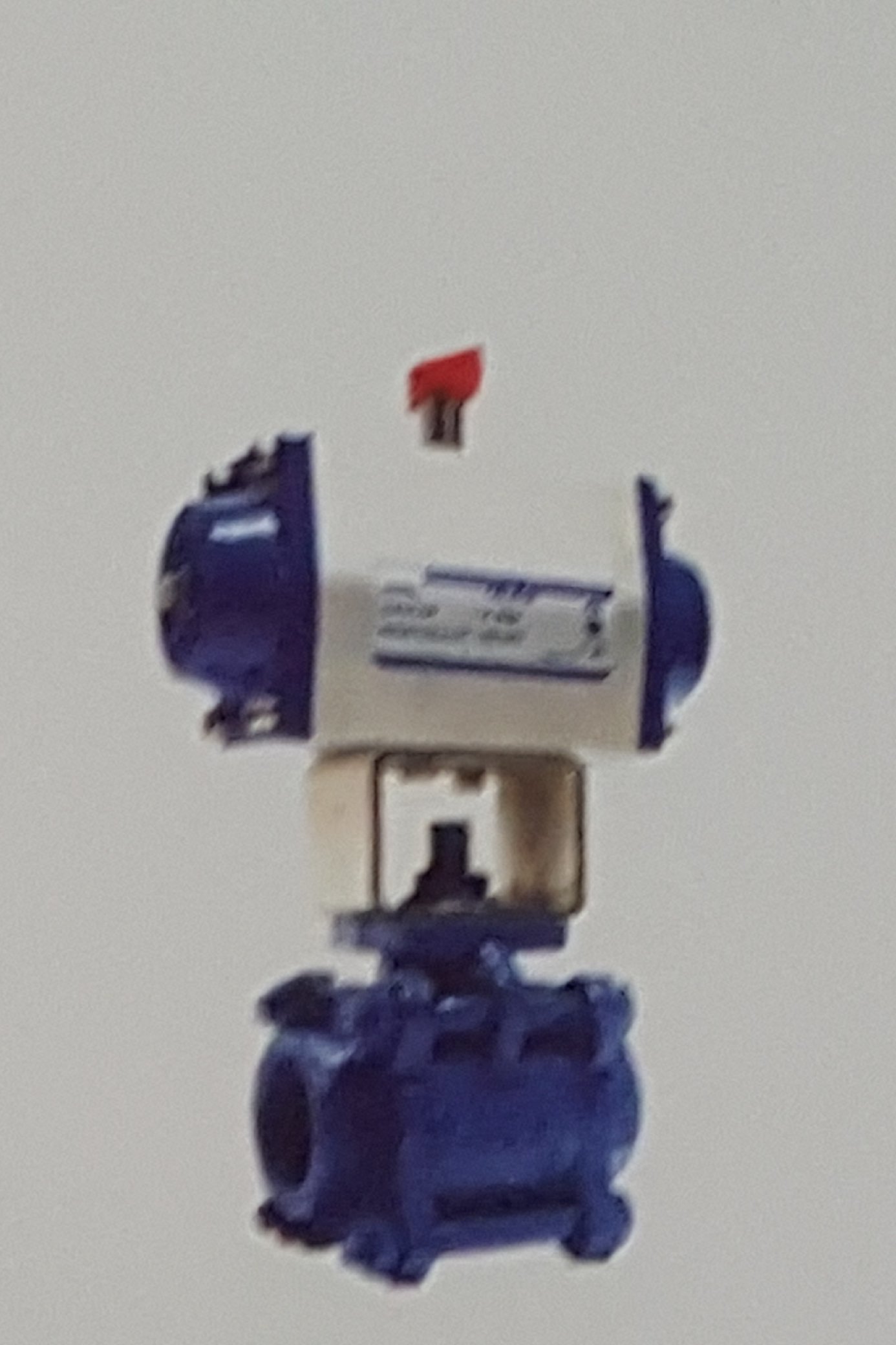 DN 40 TEK ETKİLİ PNÖMATİK ATUATÖRLÜ KÜRESEL VANA TAM GEÇİŞLİ SFERO DÖKÜM (DİŞLİ)