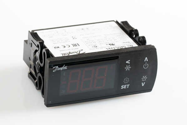 Erc 213 Dijital Termostat Defrostlu 3 Röleli 240v 080g3294
