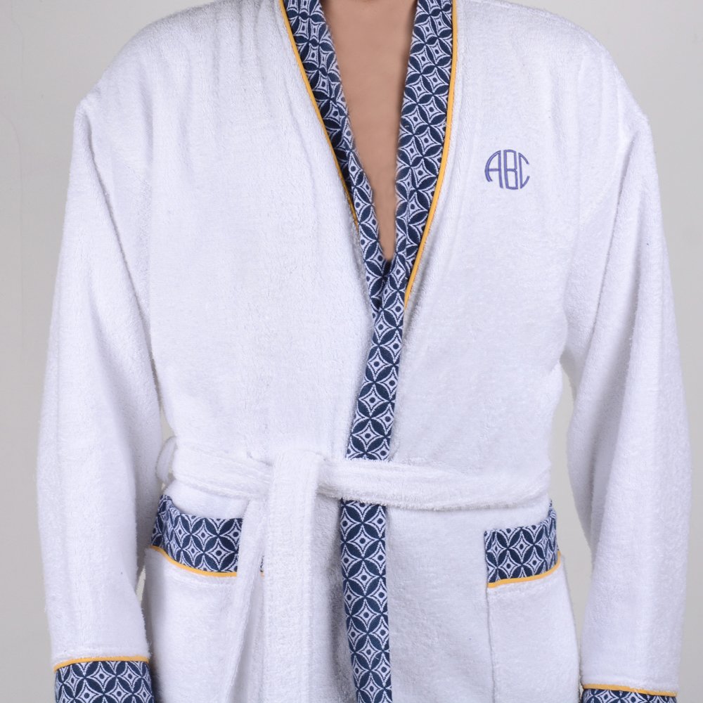 Kişiye Özel Nakışlı Lacivert Yaka Kimono Bornoz Seti