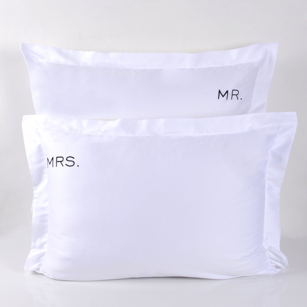 MR. MRS. Nakışlı Yastık Kılıfı