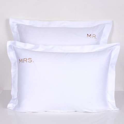 MR. MRS. Nakışlı Yastık Kılıfı