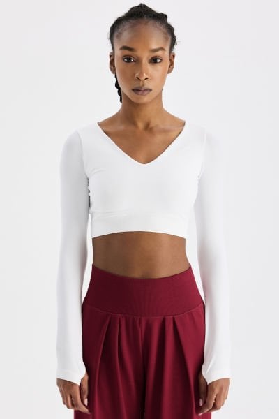 V Yaka Ekstra Soft Crop Top Beyaz