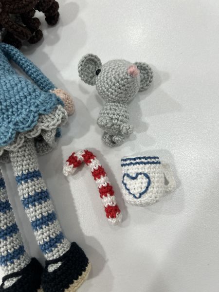 Amigurumi Şapkalı Kız