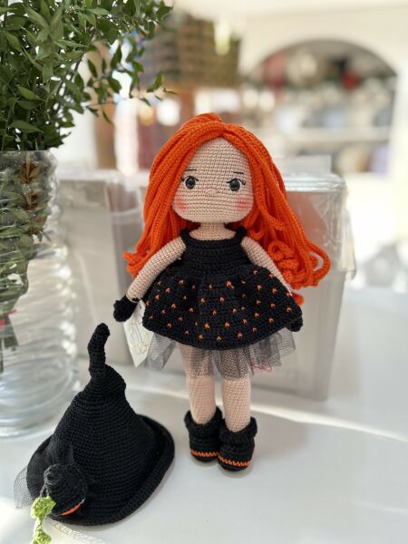 Elina Bebek Halloween Amigurumi