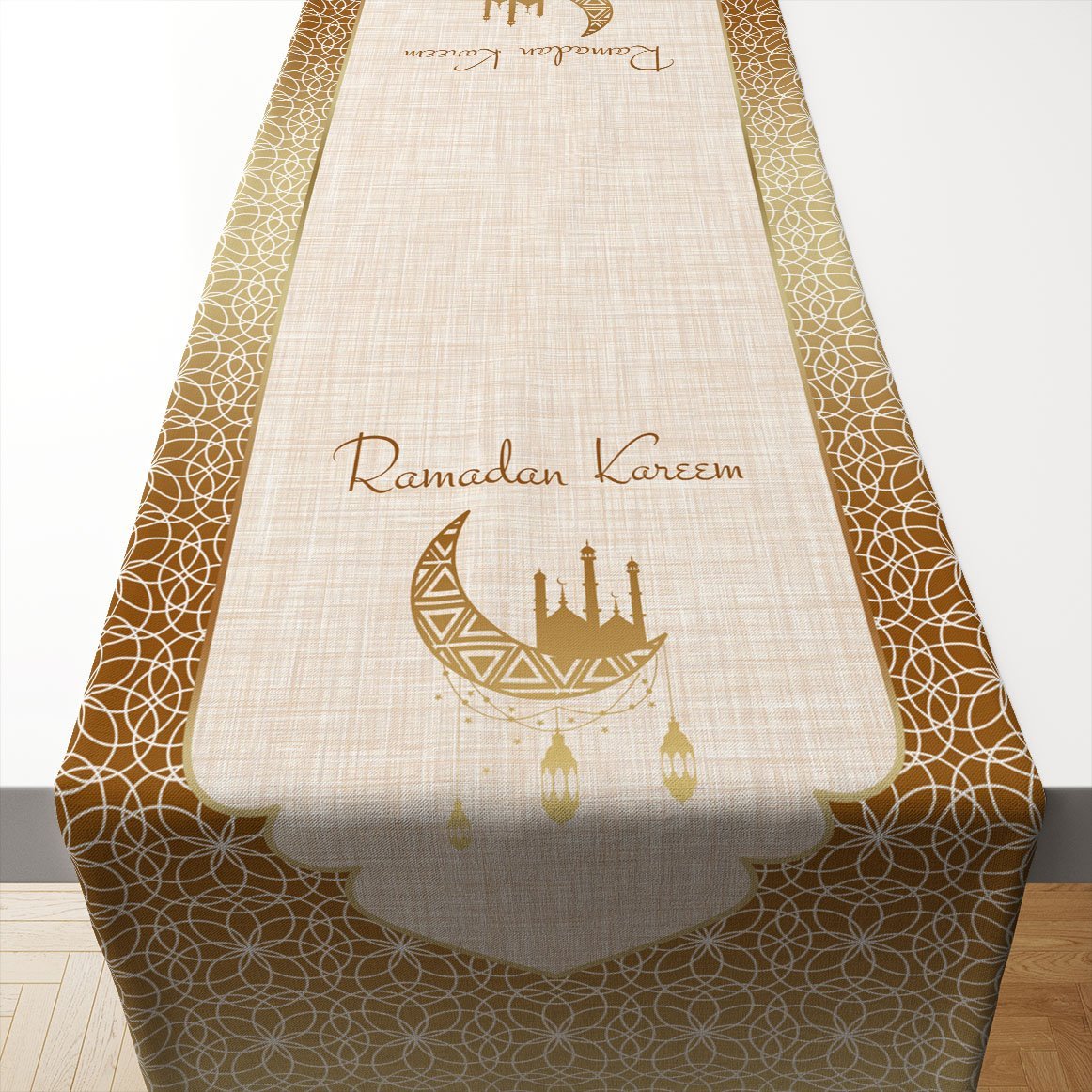 Ramazan Koleksiyonu- Ramadan Kareem Altın Sarı Geometrik Runner Dikilmemiş Panel Kumaş