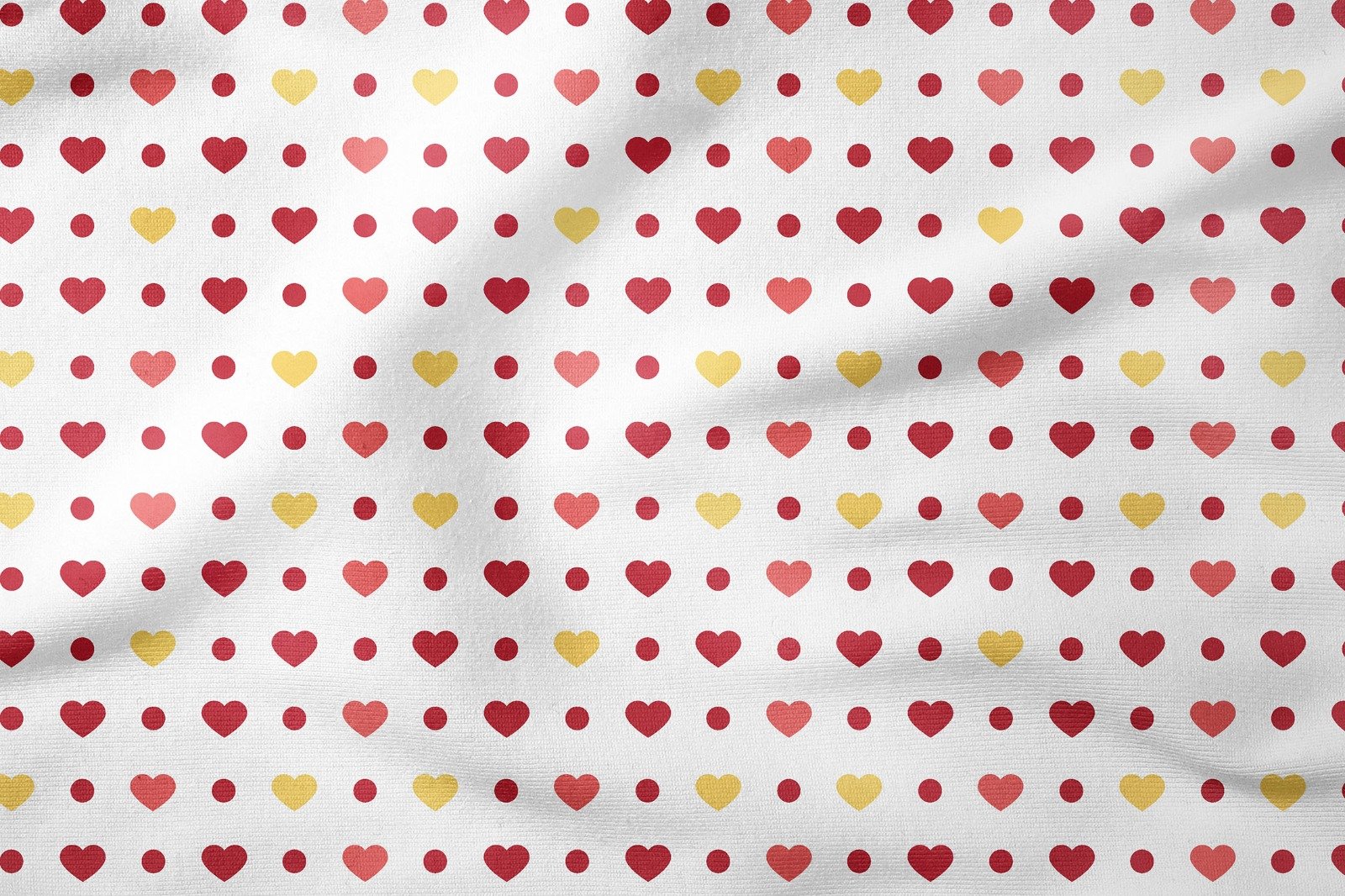 Beyaz Zeminli Sarı Kırmızı Kalpli Puantiyeli Kumaş