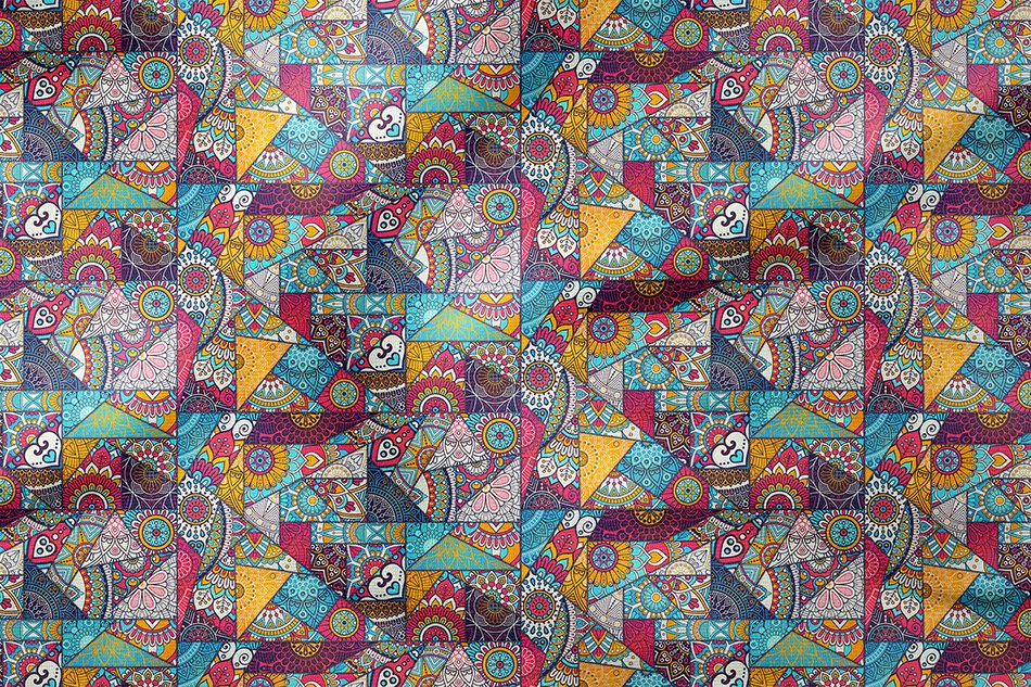 Renkli Geometrik Üçgenlerden Oluşa Patchwork Desenli Baskılı Kumaş