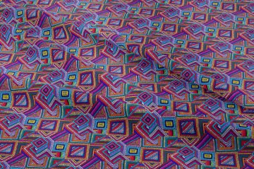 Lacivert Zemin Üzerine Renkli Çizgili Geometrik Desenli Dijital Baskılı Kumaş