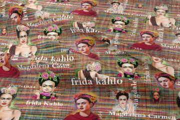 Etnik Zeminli Frida Kahlo Desenli Kumaş